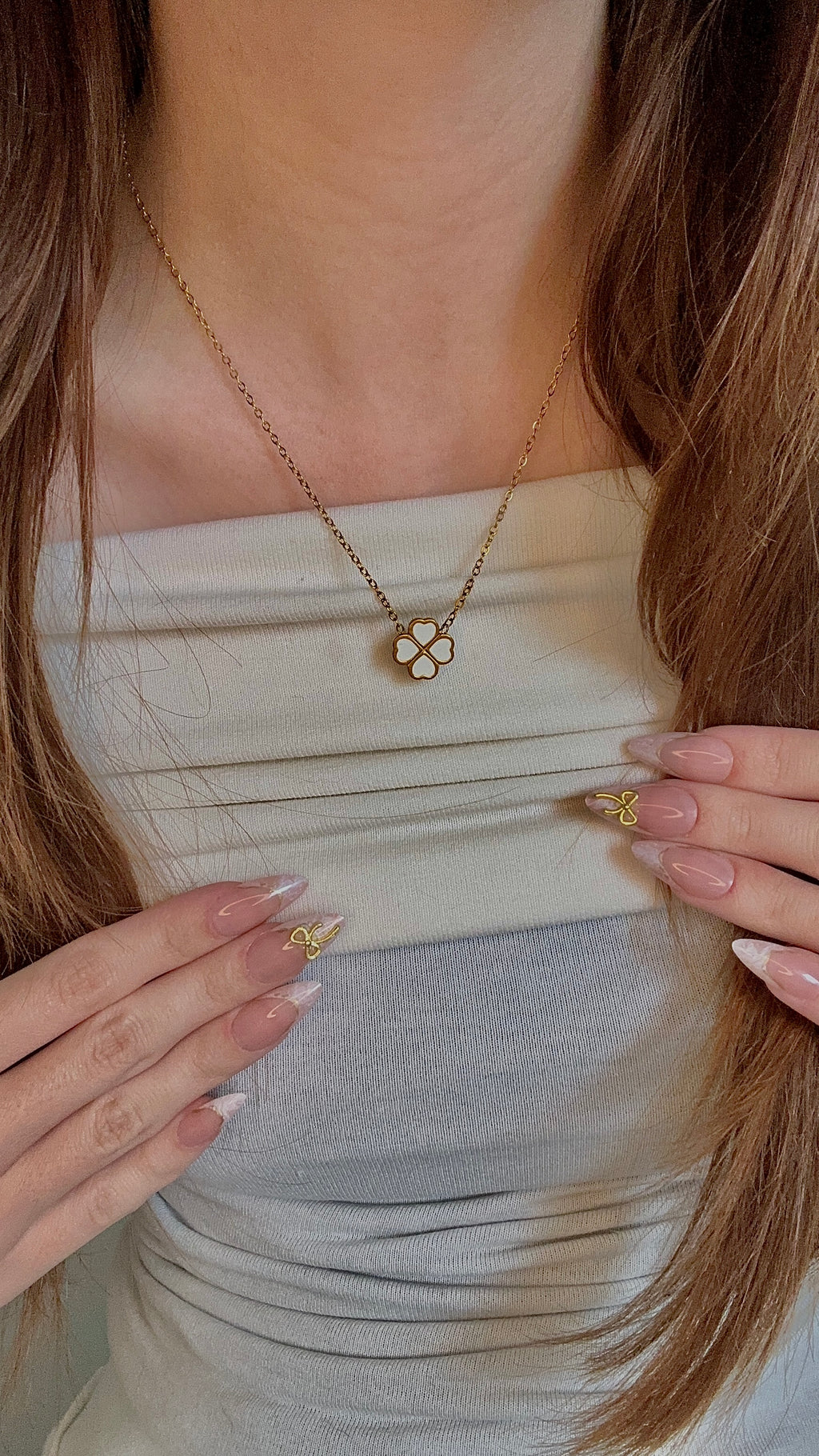 Collier Lara