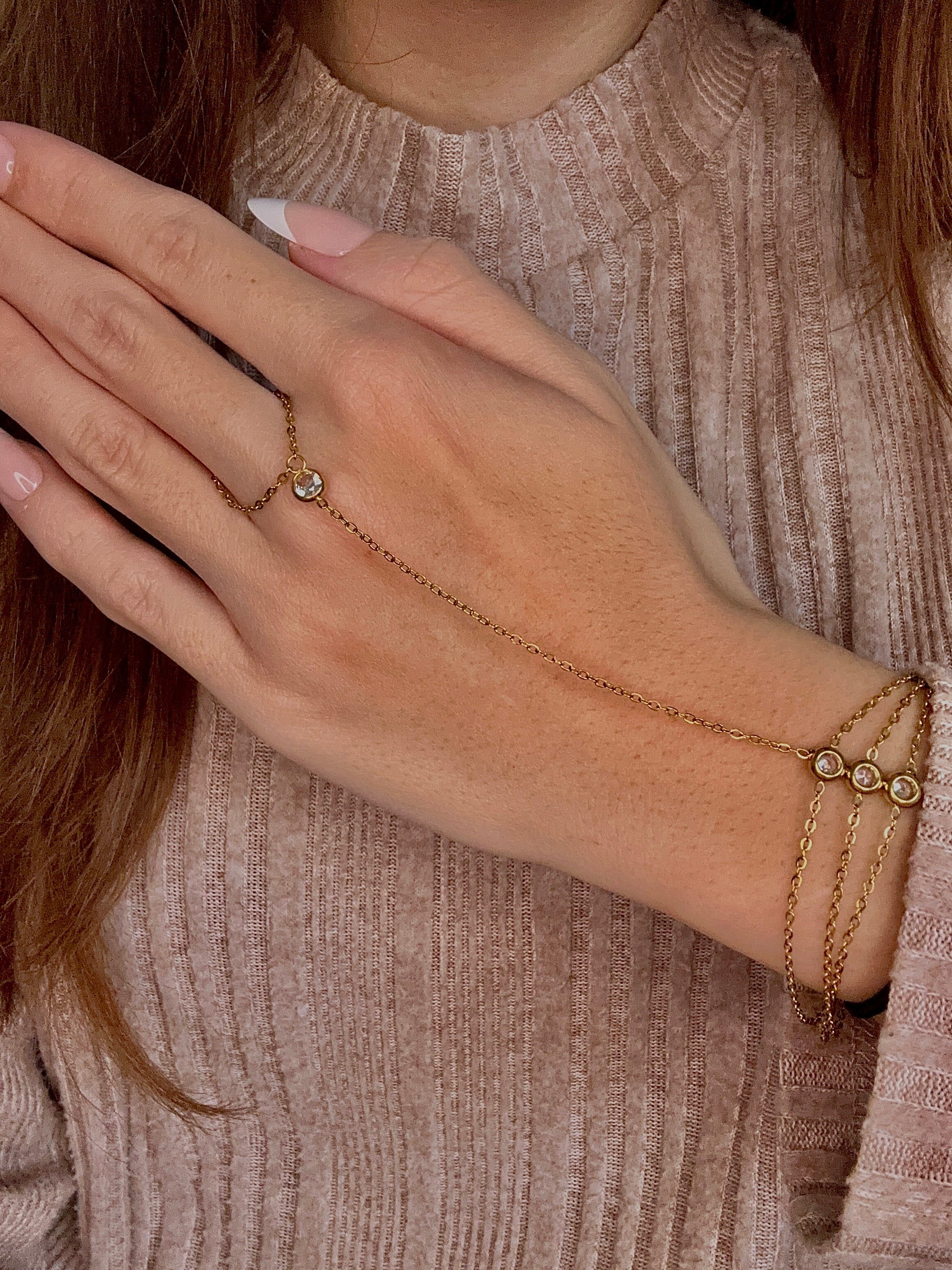 Chaîne de main Mathilde